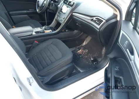 2020 Ford Fusion Se z USA, uszkodzony, nr VIN 3FA6P0HD9LR143584